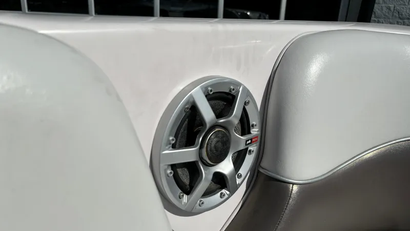 Slide: The Image of 2005 Correct Craft SV211 Nautique Air boat speaker and upholstery detail. - 22