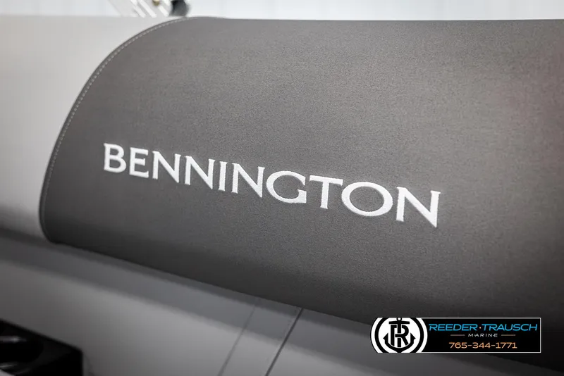Slide: The Image of 2025 Bennington 188 SSSE boat seat with logo, Reeder-Trausch Marine branding. - 34