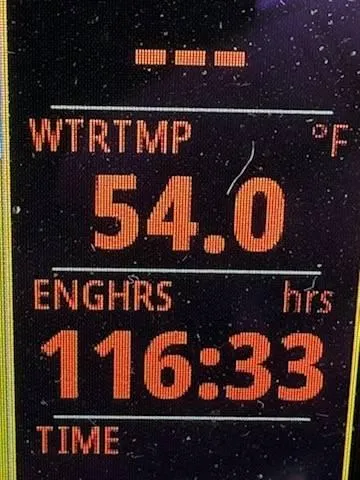 Slide: The Image of Sea Ray SDX 270 2021 - 33