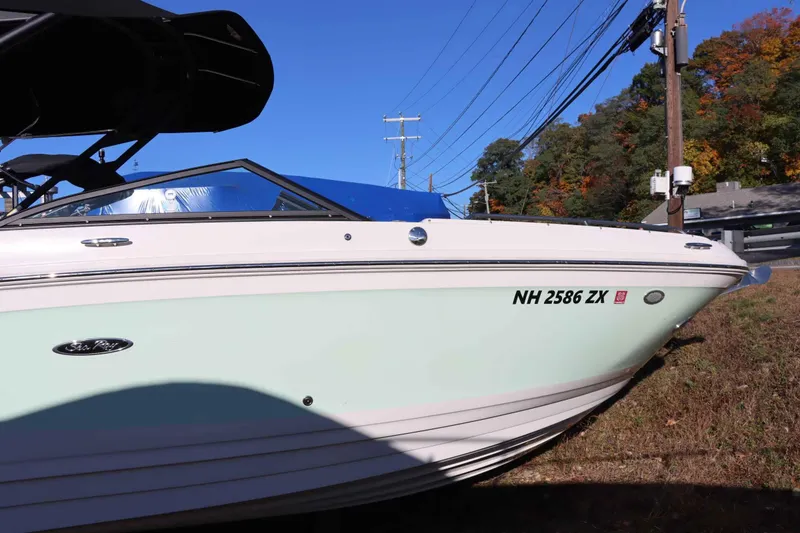 Slide: The Image of Sea Ray SDX 270 2021 - 6