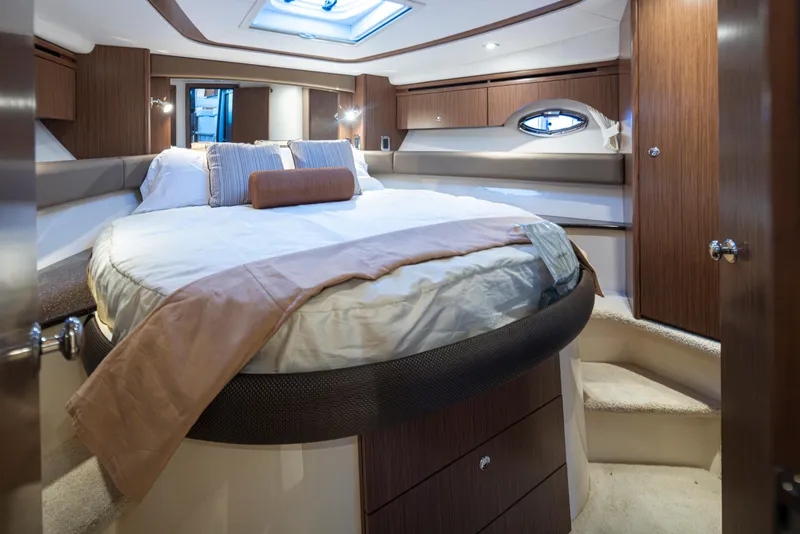 Slide: The Image of Meridian 441 Sedan 2015 - 17