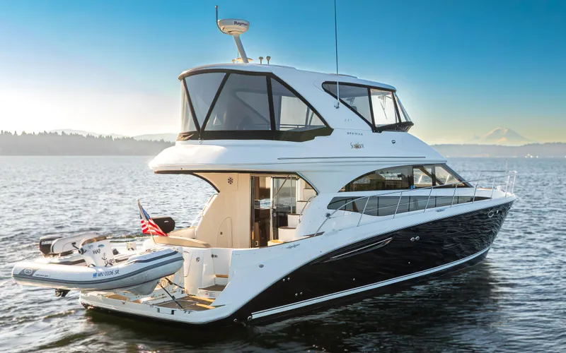 Slide: The Image of Meridian 441 Sedan 2015 - 2