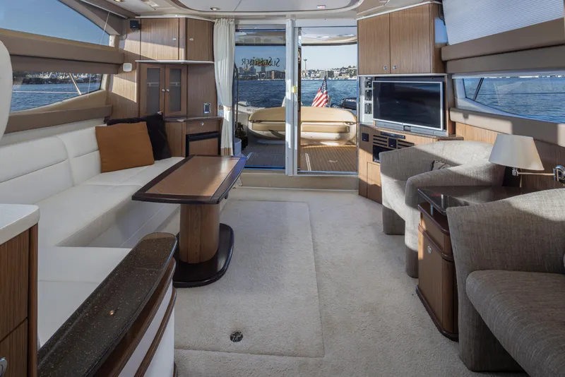 Slide: The Image of Meridian 441 Sedan 2015 - 8