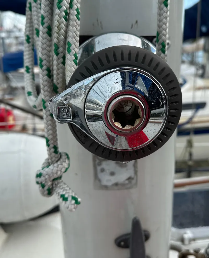 Slide: The Image of Close-up of a 1978 Rival 41C yacht winch with ropes. - 5
