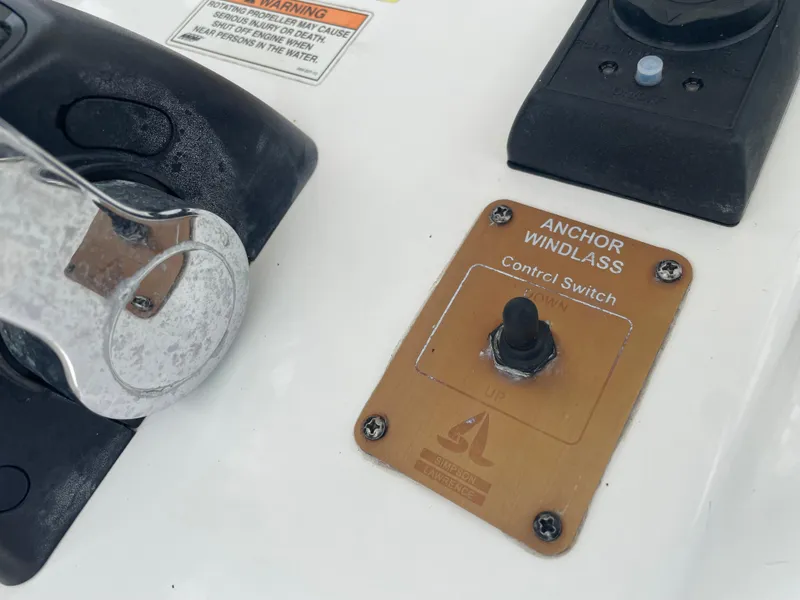 Slide: The Image of Anchor windlass control switch on 2011 Sea Hunt Gamefish 29 boat. - 21