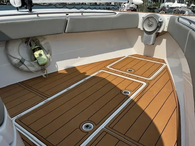 Slide: The Image of 2023 Cape Horn 39T boat with Simrad radar and navigation equipment. - 28