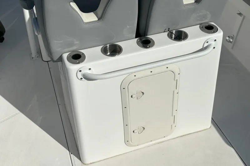 Slide: The Image of Boat seating with cup holders and storage compartment, Release 240RX, 2021 model. - 24
