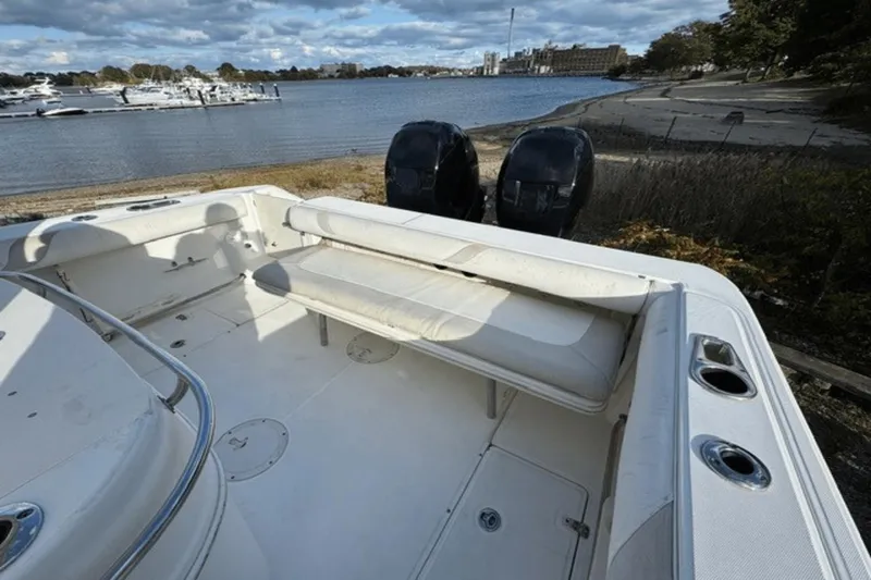 Slide: The Image of Boston Whaler 320 Outrage 2008 - 8