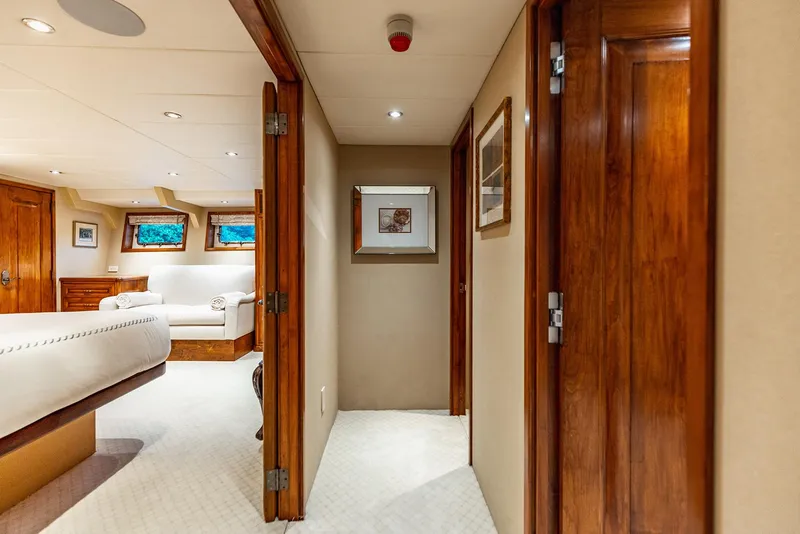 Slide: The Image of Custom Crystal Motoryacht 2009 - 139