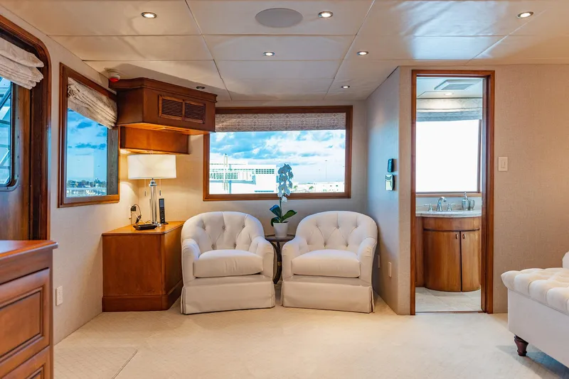 Slide: The Image of Custom Crystal Motoryacht 2009 - 147