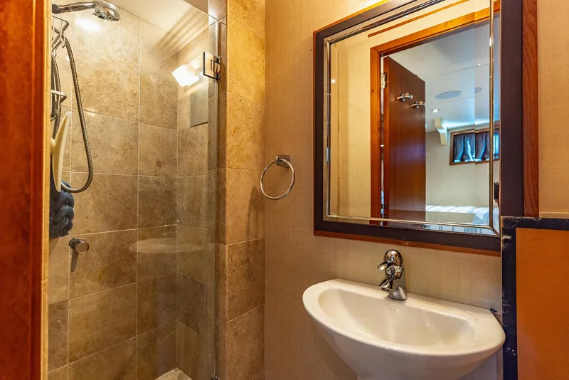 Slide: The Image of Custom Crystal Motoryacht 2009 - 168