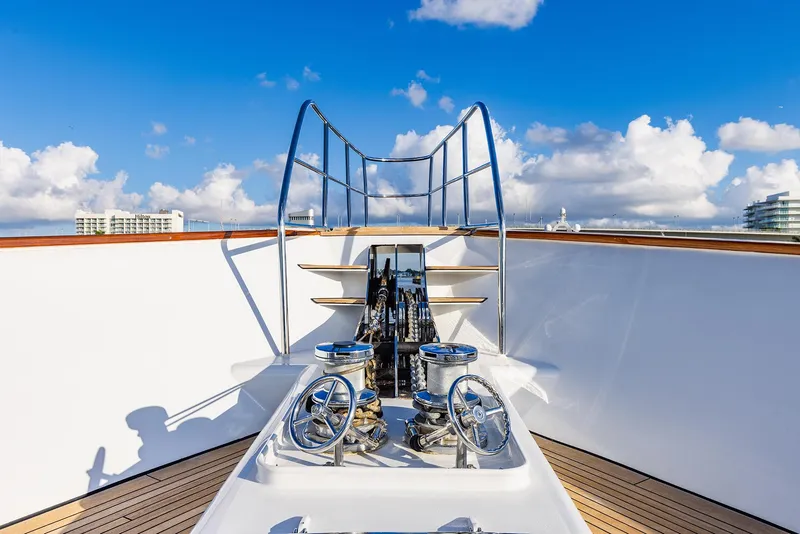 Slide: The Image of Custom Crystal Motoryacht 2009 - 67