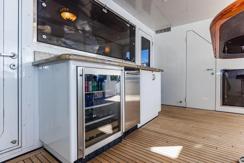 Slide: The Image of Custom Crystal Motoryacht 2009 - 77