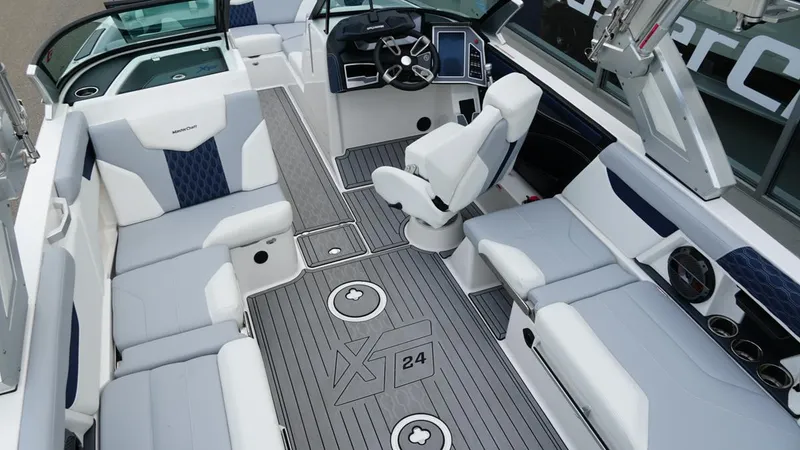 Slide: The Image of MasterCraft XT24 2022 - 6