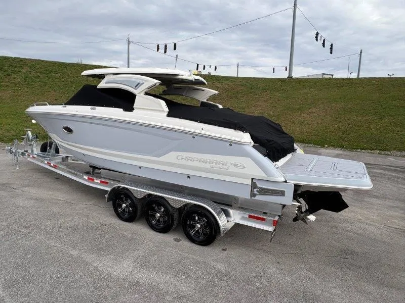 Slide: The Image of Chaparral 30 Surf 2025 - 101