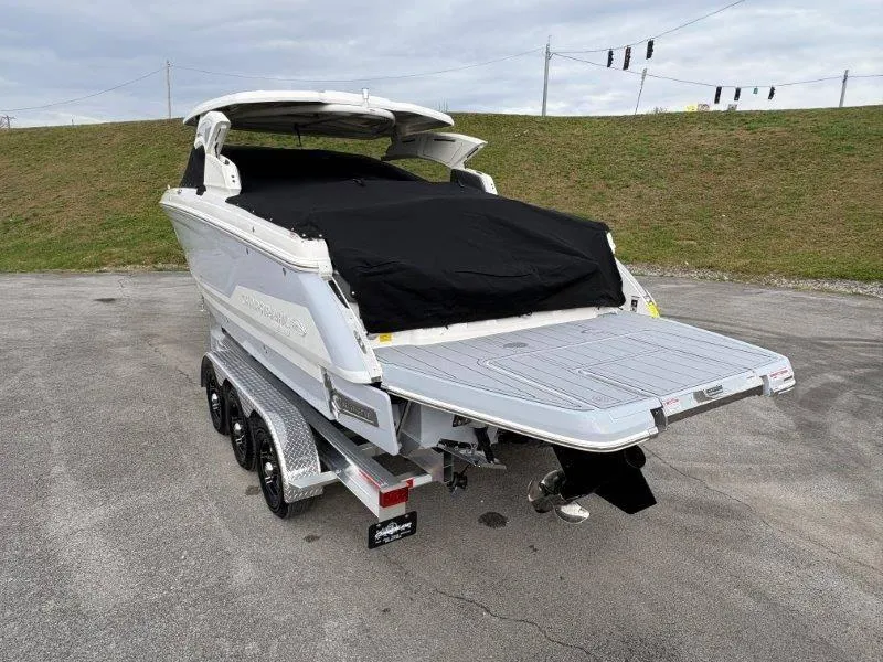 Slide: The Image of Chaparral 30 Surf 2025 - 102