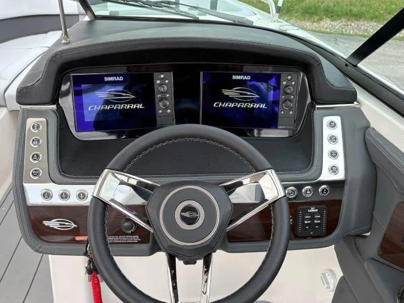 Slide: The Image of Chaparral 30 Surf 2025 - 35