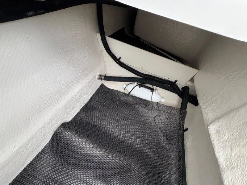 Slide: The Image of Chaparral 30 Surf 2025 - 58