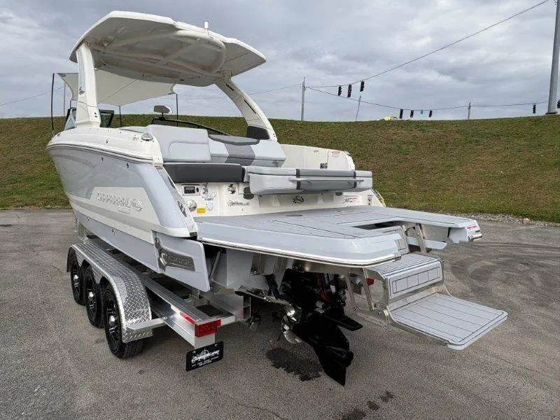 Slide: The Image of Chaparral 30 Surf 2025 - 7