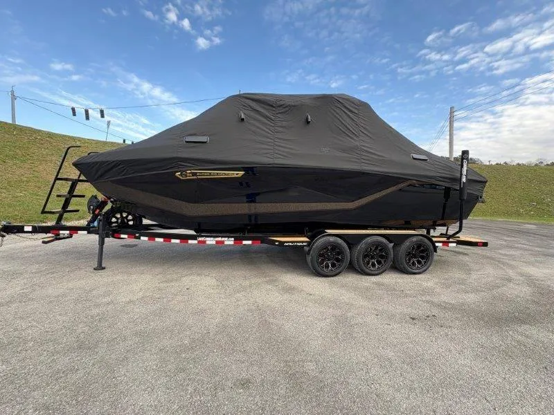 Slide: The Image of Nautique G25 2025 - 105