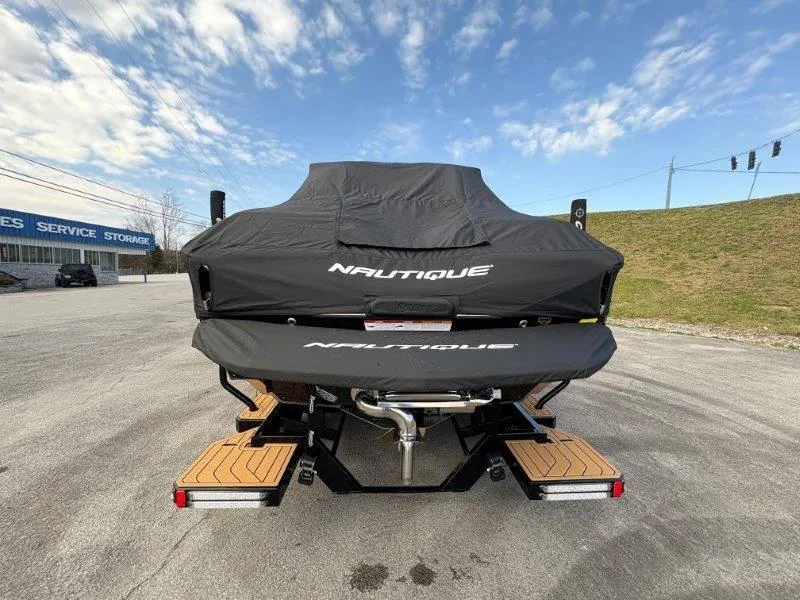 Slide: The Image of Nautique G25 2025 - 108