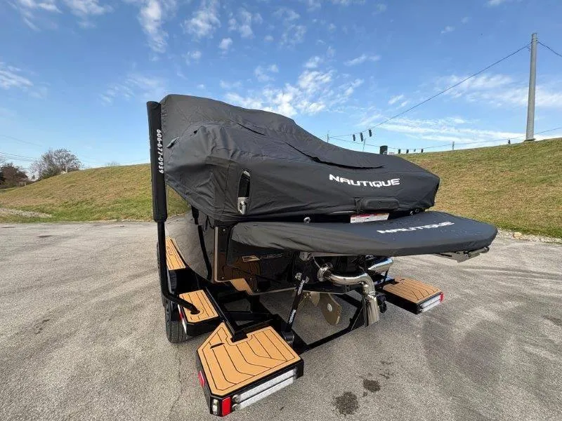 Slide: The Image of Nautique G25 2025 - 112