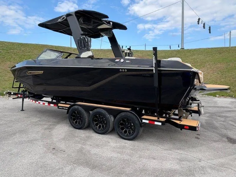 Slide: The Image of Nautique G25 2025 - 71