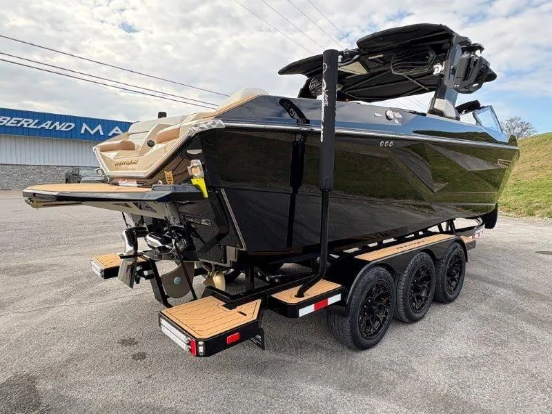 Slide: The Image of Nautique G25 2025 - 77