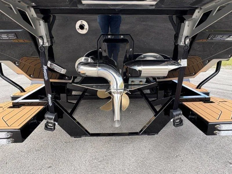 Slide: The Image of Nautique G25 2025 - 85