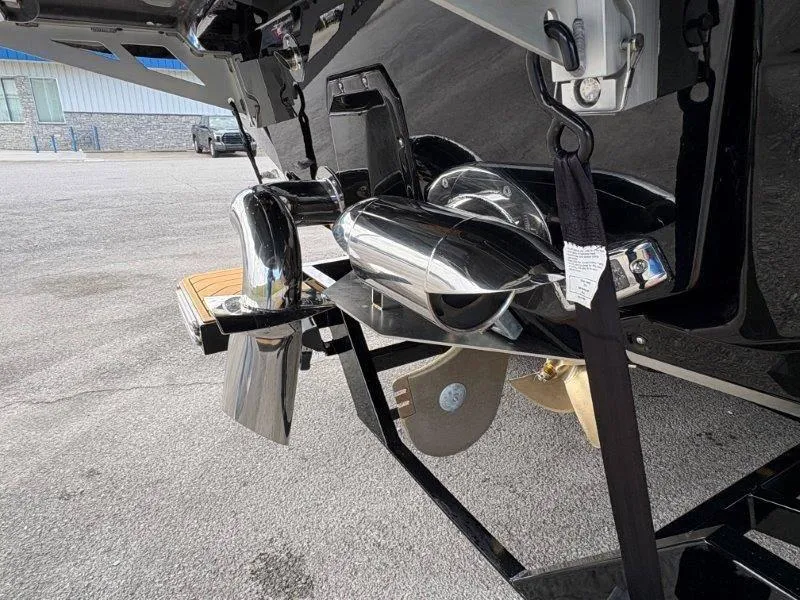 Slide: The Image of Nautique G25 2025 - 87