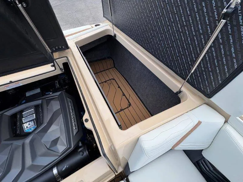 Slide: The Image of Nautique G25 2025 - 95