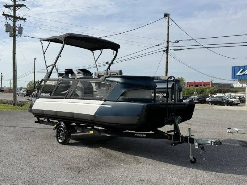 Slide: The Image of Sea-Doo Switch Cruise 21 2025 - 15