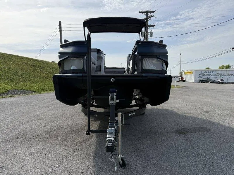 Slide: The Image of Sea-Doo Switch Cruise 21 2025 - 17