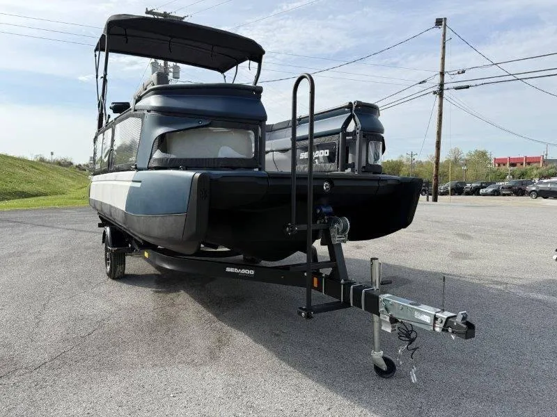 Slide: The Image of Sea-Doo Switch Cruise 21 2025 - 21