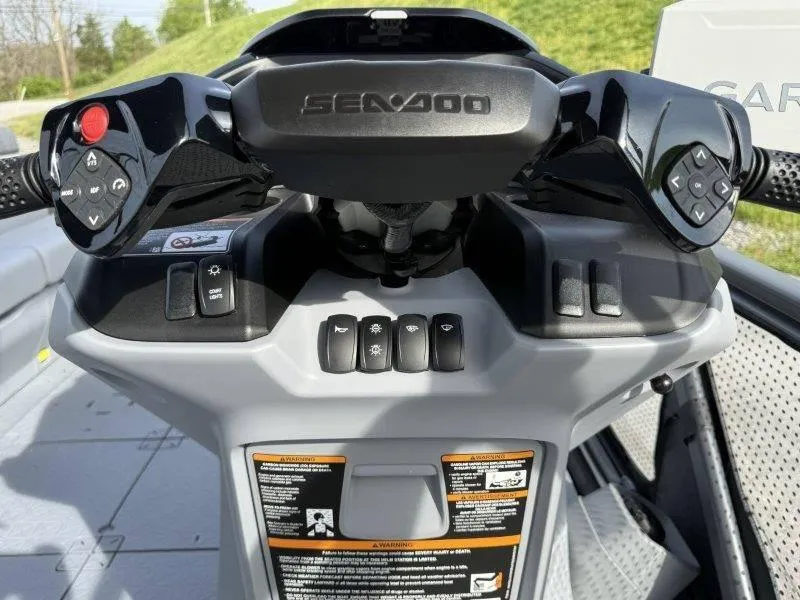 Slide: The Image of Sea-Doo Switch Cruise 21 2025 - 35