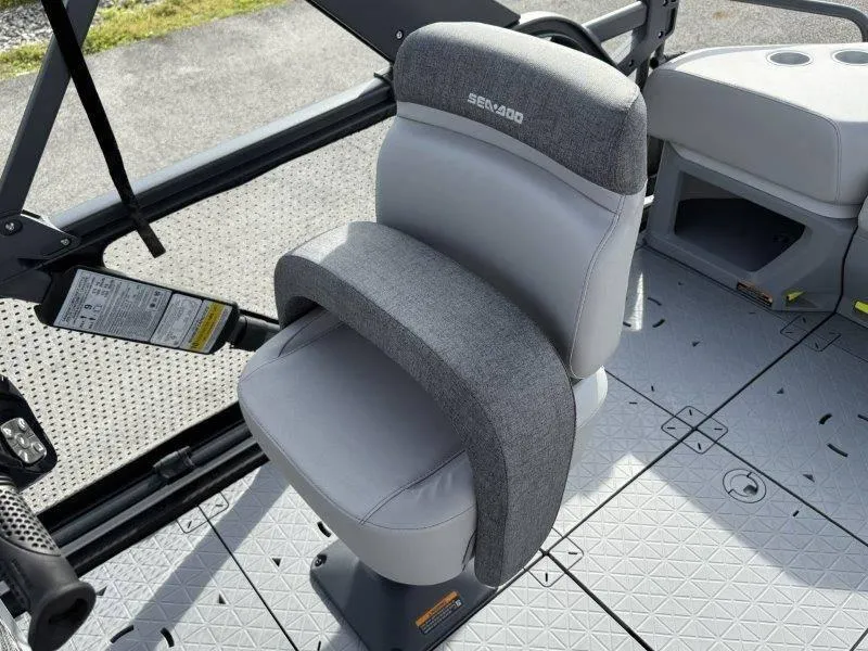 Slide: The Image of Sea-Doo Switch Cruise 21 2025 - 39