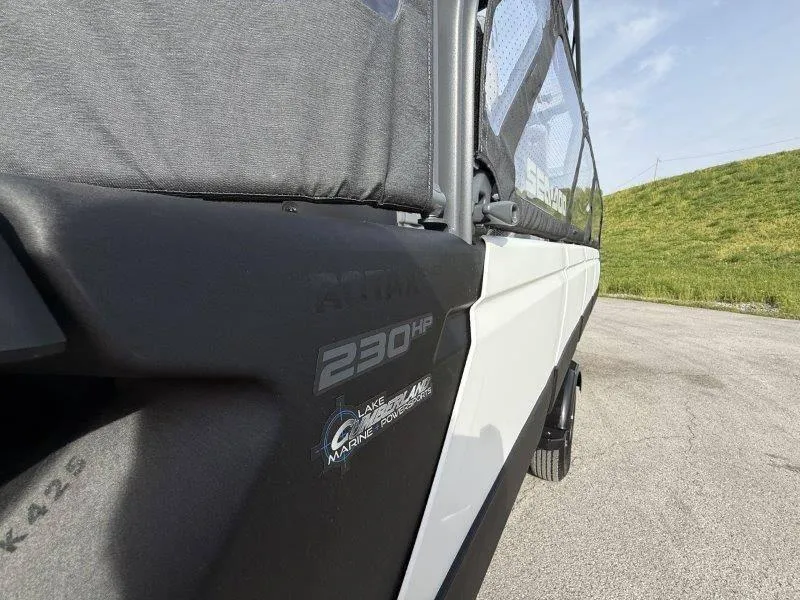 Slide: The Image of Sea-Doo Switch Cruise 21 2025 - 46