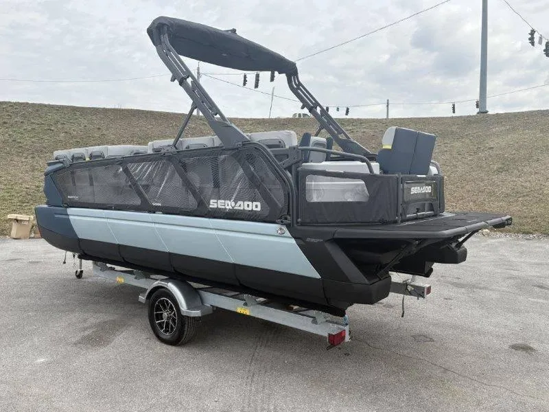 Slide: The Image of Sea-Doo Switch Cruise Limited 21 2025 - 27