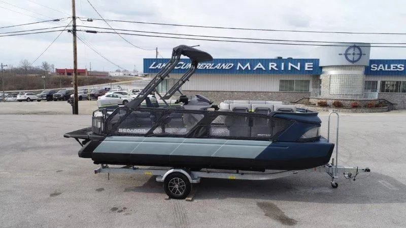 Slide: The Image of Sea-Doo Switch Cruise Limited 21 2025 - 59