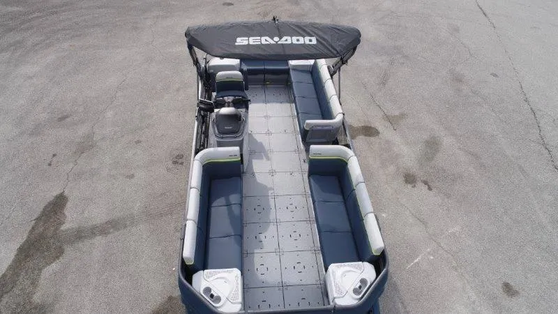 Slide: The Image of Sea-Doo Switch Cruise Limited 21 2025 - 61