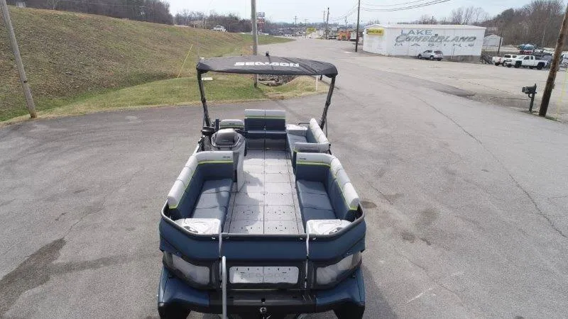 Slide: The Image of Sea-Doo Switch Cruise Limited 21 2025 - 62