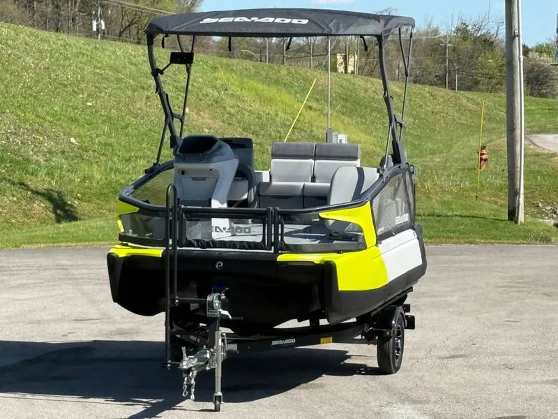 Slide: The Image of Sea-Doo Switch Sport 13' 170HP 2025 - 5