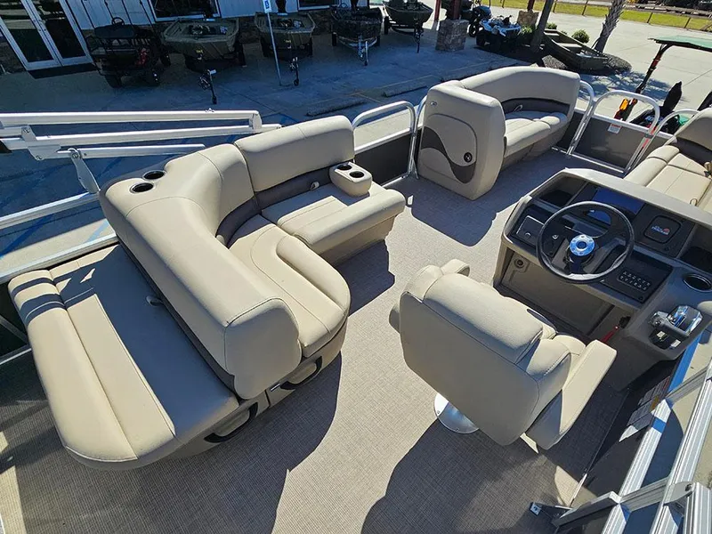 Slide: The Image of 2025 Sun Tracker Party Barge® 18 DLX - 11