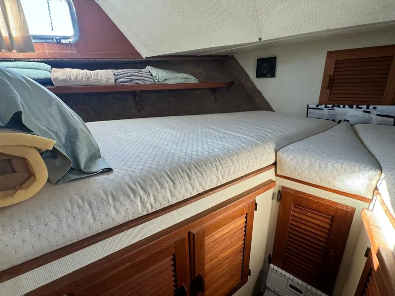 Slide: The Image of Tollycraft 48 Cockpit Motor Yacht 1984 - 51