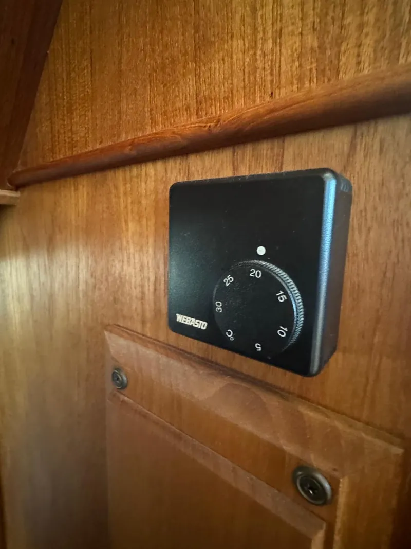 Slide: The Image of Tollycraft 48 Cockpit Motor Yacht 1984 - 58