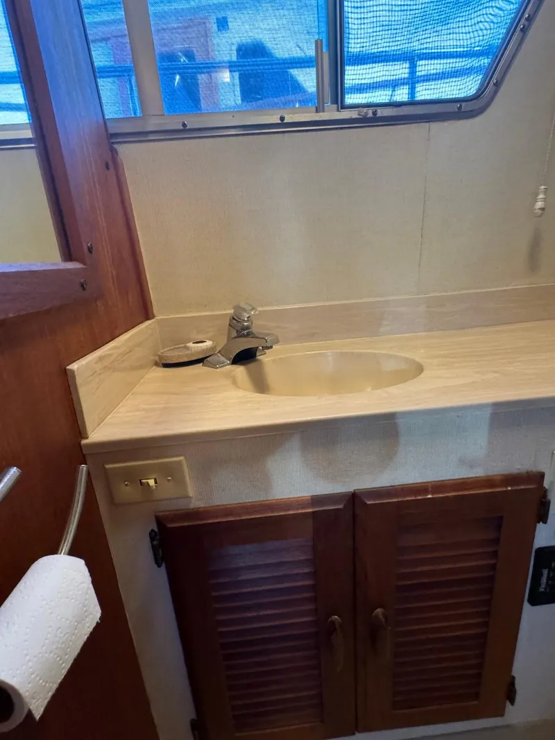 Slide: The Image of Tollycraft 48 Cockpit Motor Yacht 1984 - 64