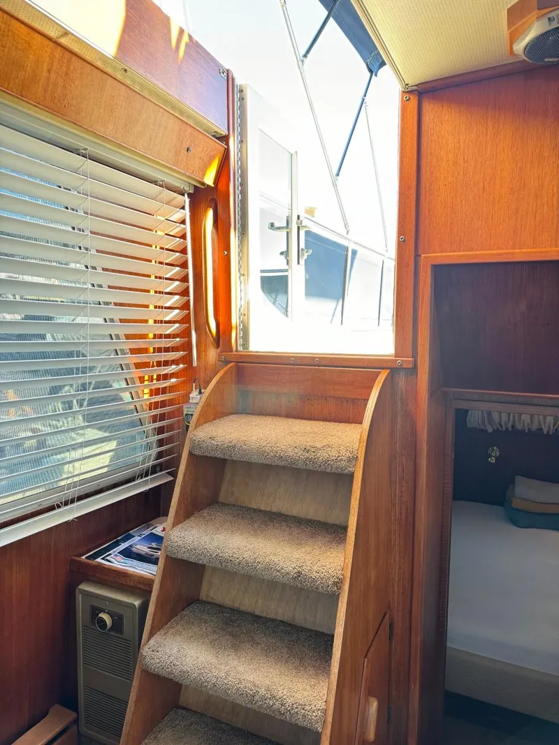 Slide: The Image of Tollycraft 48 Cockpit Motor Yacht 1984 - 88