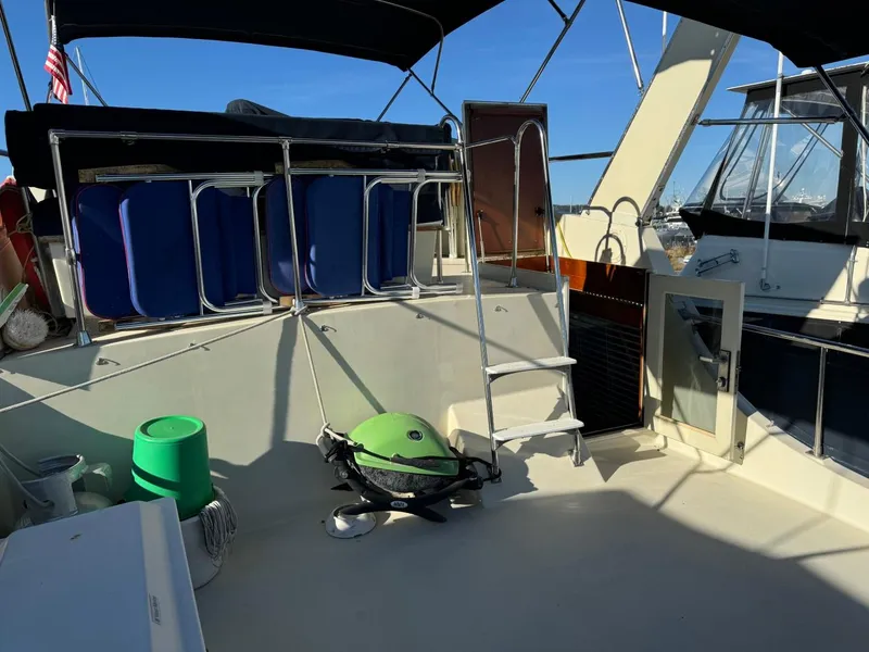 Slide: The Image of Tollycraft 48 Cockpit Motor Yacht 1984 - 91