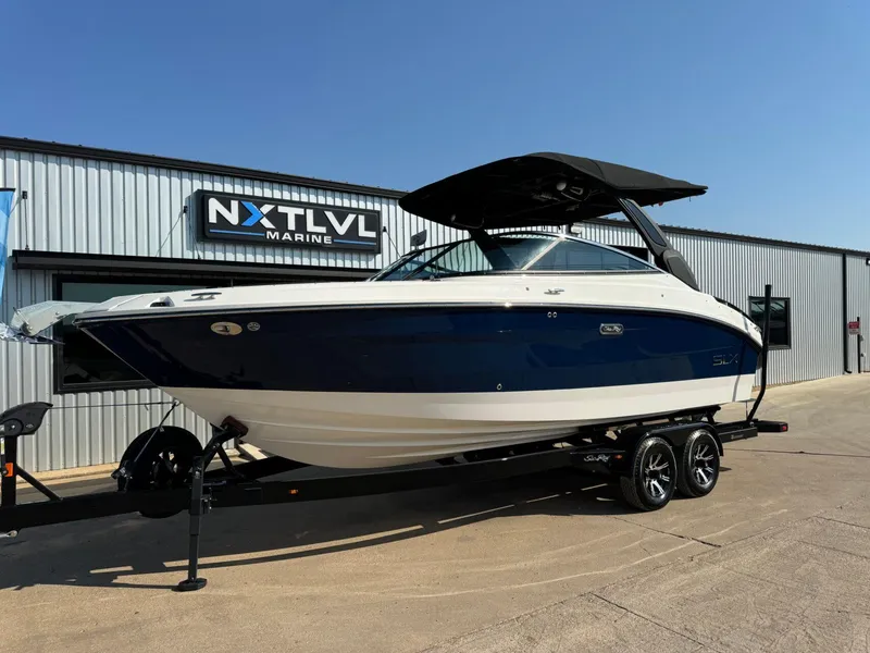 The Image of Sea Ray SLX 260 Surf 2024 - 1