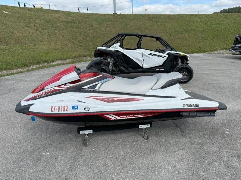 Slide: The Image of Yamaha Waverunner VX 2017 - 6